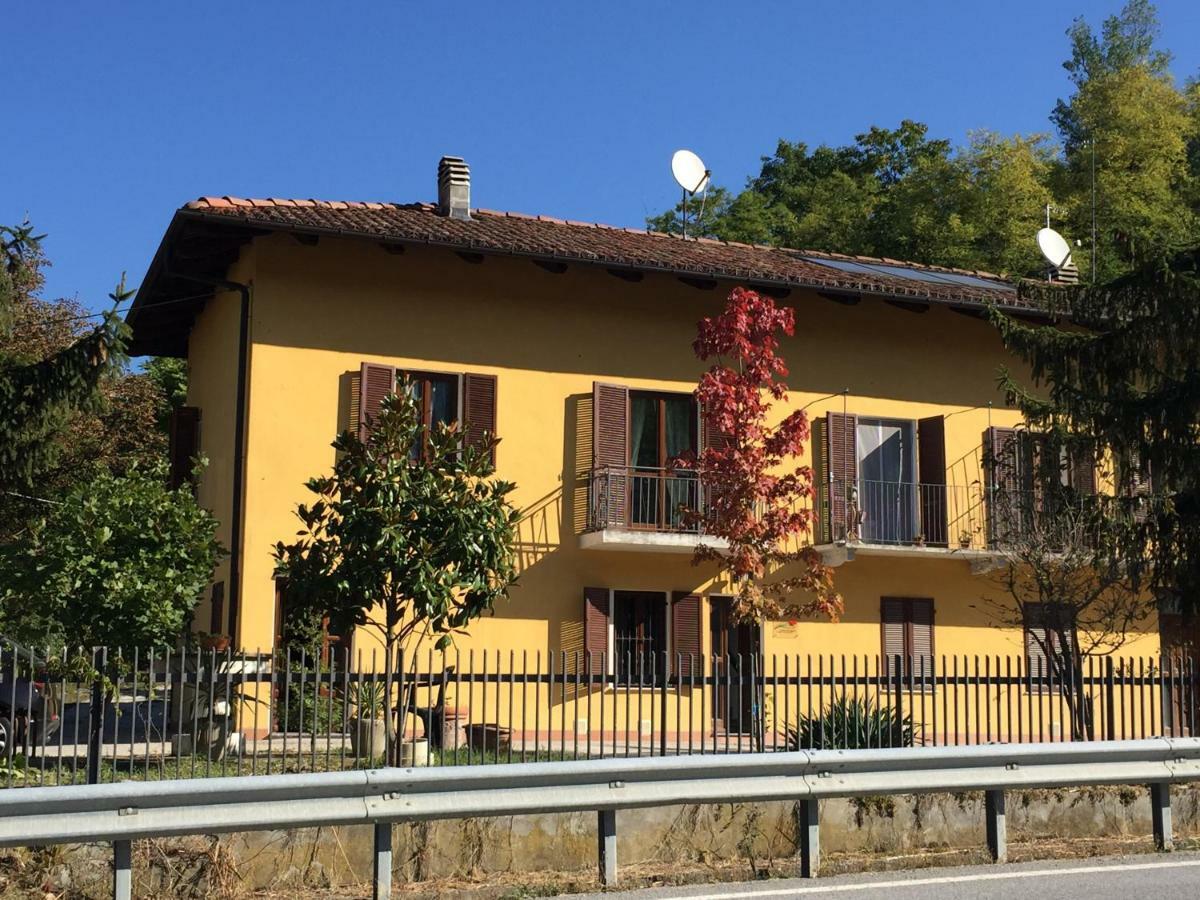 Casa In Langa Lägenhet Alba  Exteriör bild